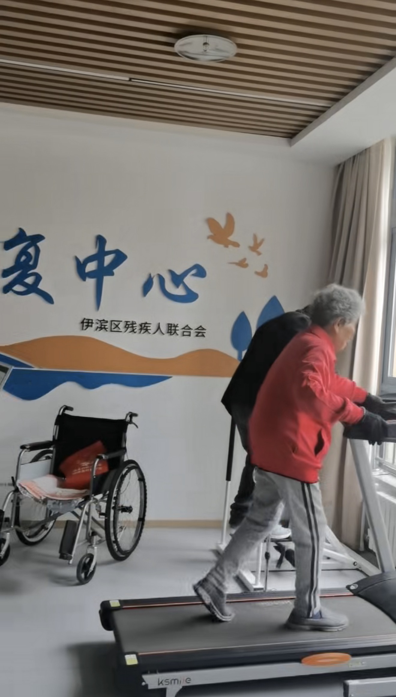 康复，让生命重拾力量 | 记录思亲医养中心老人的日常