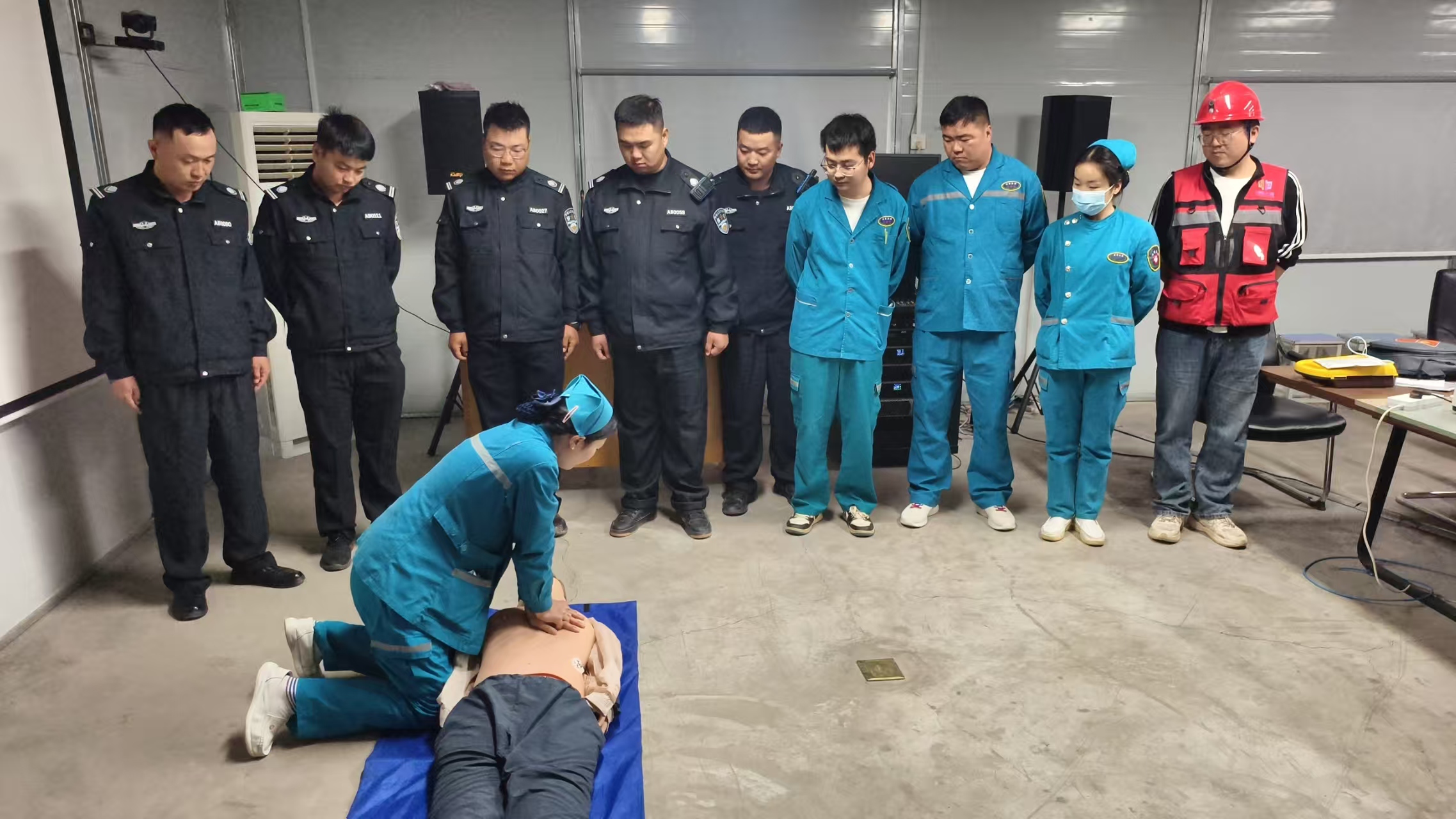 “救”在身边｜洛阳思亲医院急诊科走进中闽大秦项目部开展CPR与AED专项培训