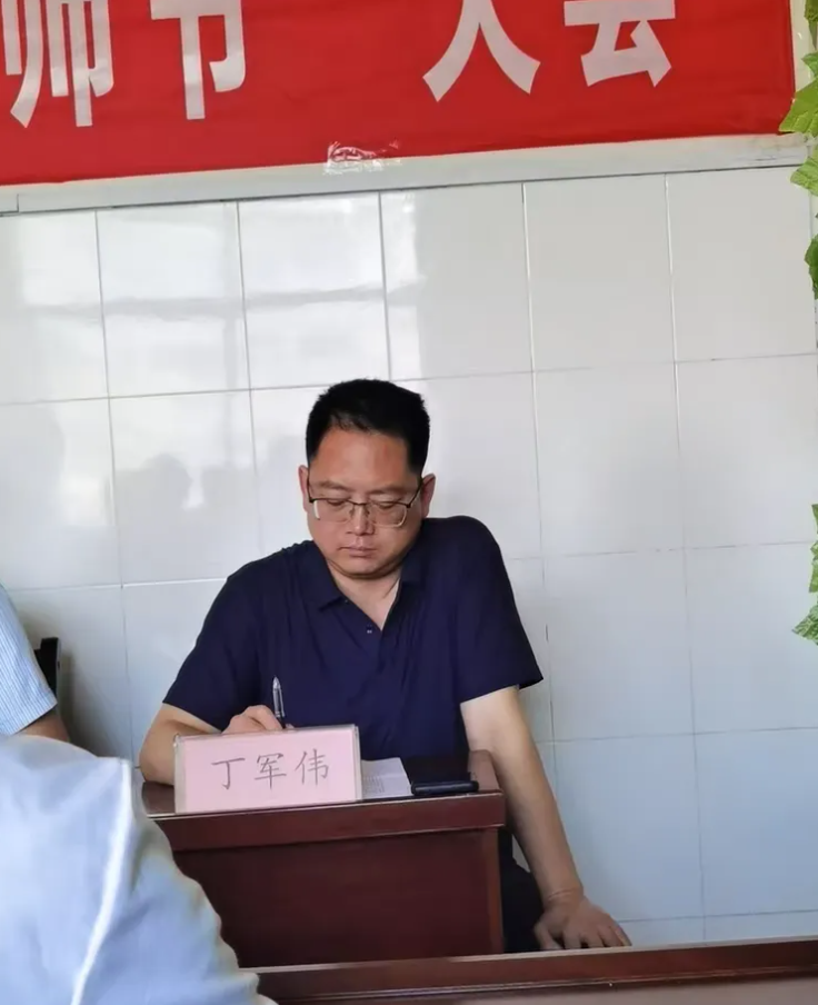 思亲医院建院二十七周年暨第8届“医师节”庆典纪实