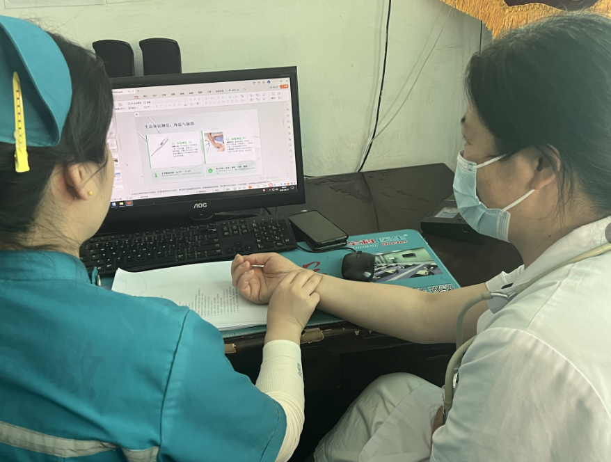 强基础、练硬功、保急诊-急诊科医护司学习理论知识及培训实践操作后集体考试