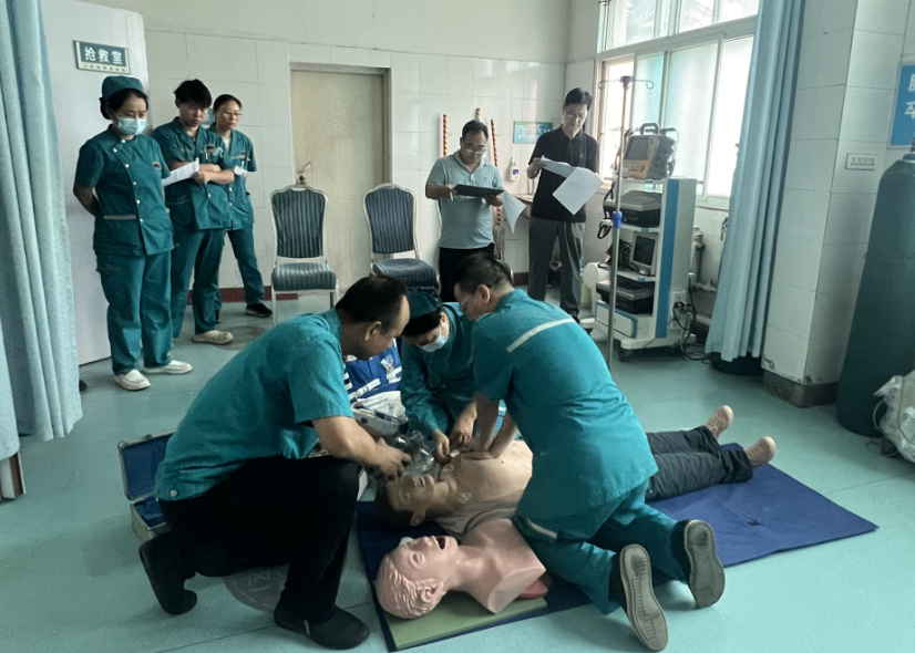 洛阳思亲医院组织心脏骤停急救专项考核